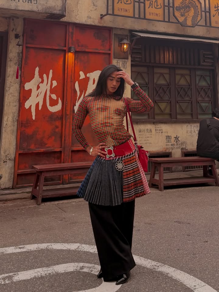 No photo description available.