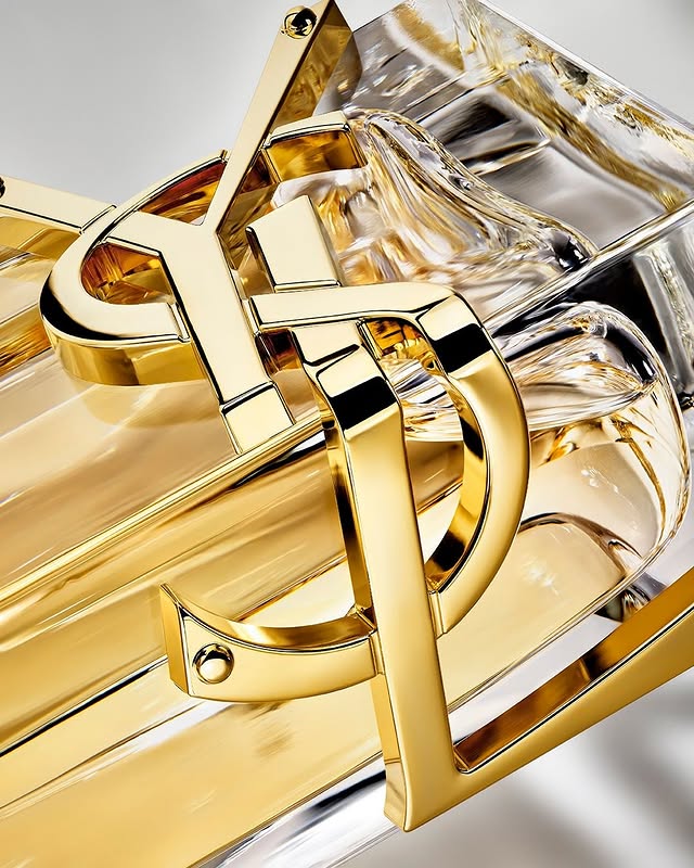 No photo description available.