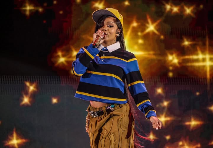 No photo description available.