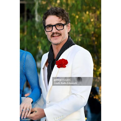 No photo description available.