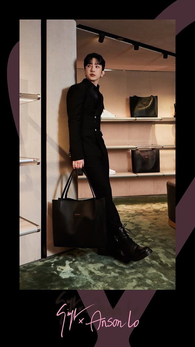 No photo description available.