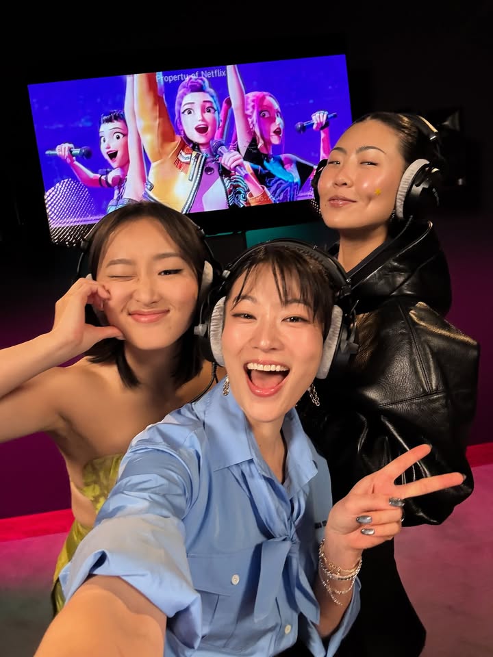 No photo description available.