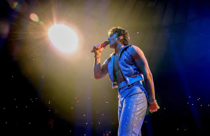 No photo description available.