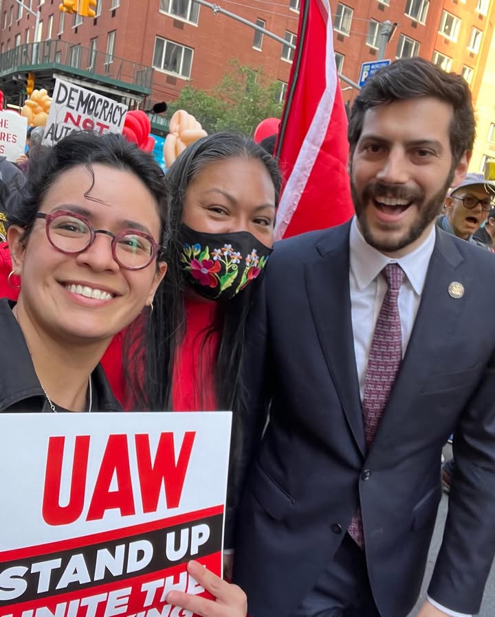 No photo description available.