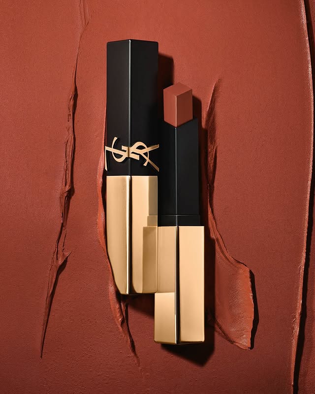 No photo description available.