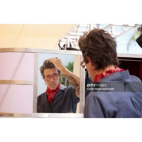 No photo description available.