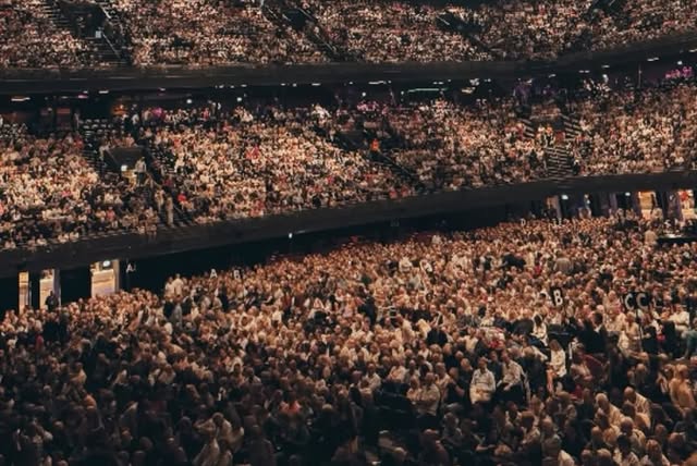 No photo description available.