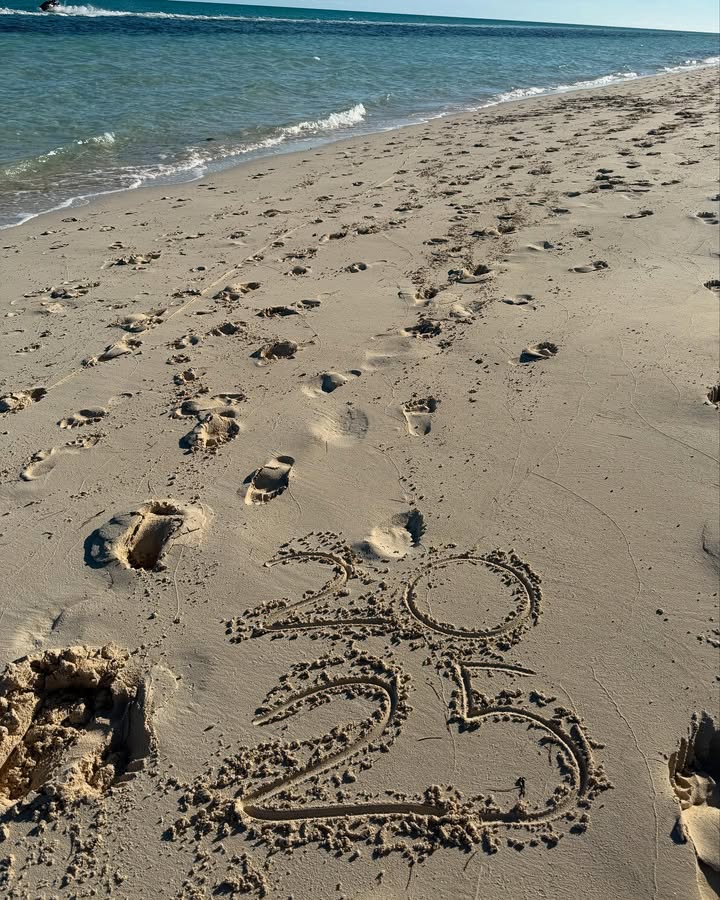 No photo description available.