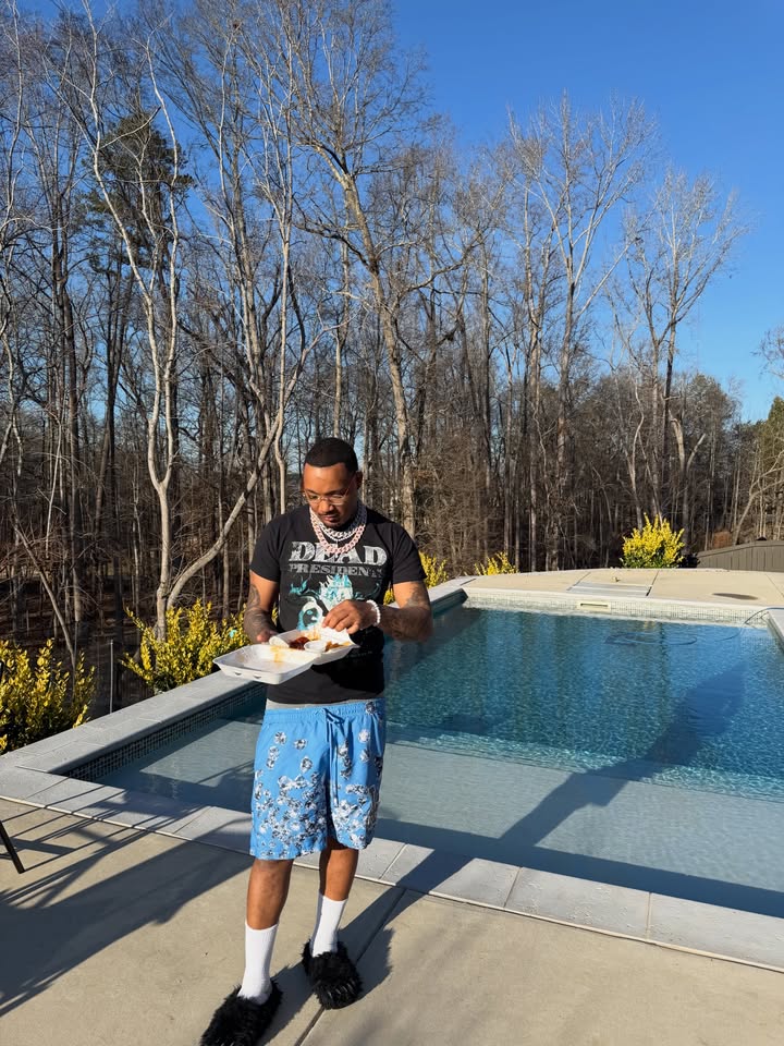 May be an image of pool and text