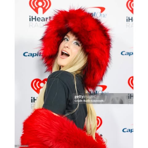 No photo description available.