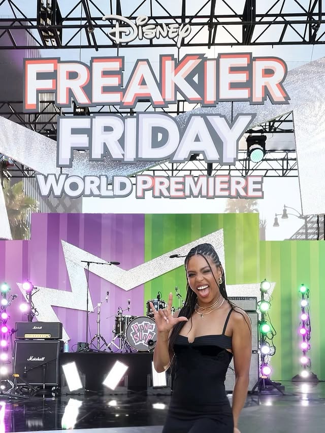 No photo description available.