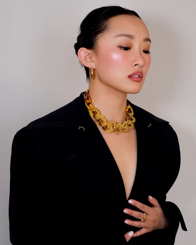 No photo description available.