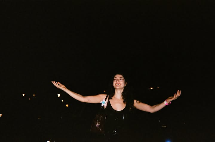 No photo description available.