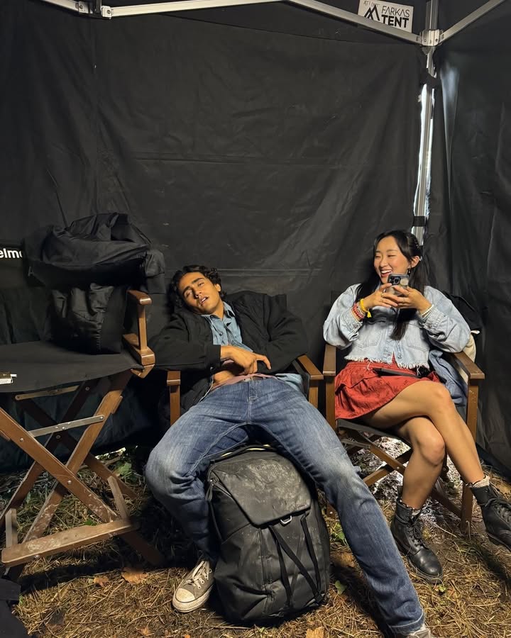 No photo description available.