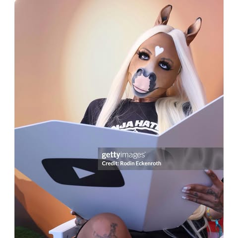 No photo description available.