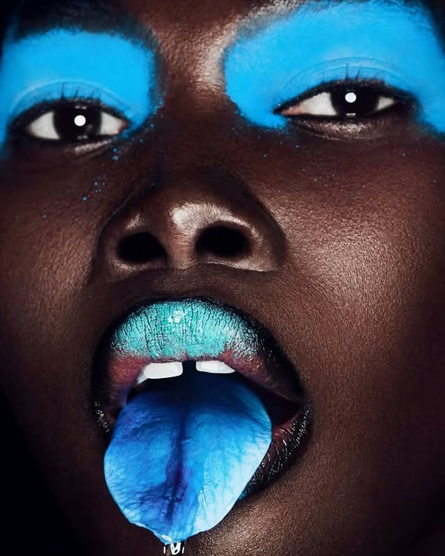 No photo description available.