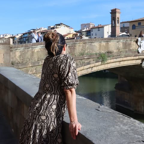 No photo description available.