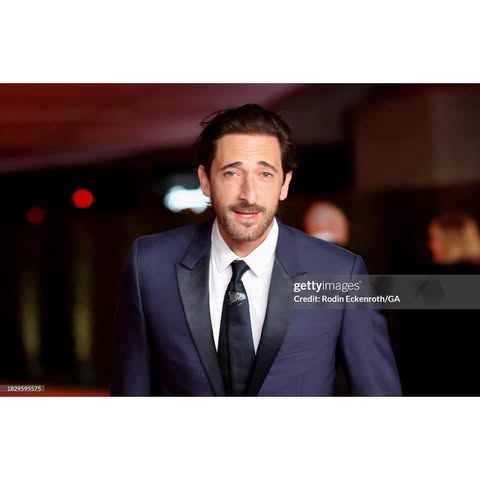 No photo description available.