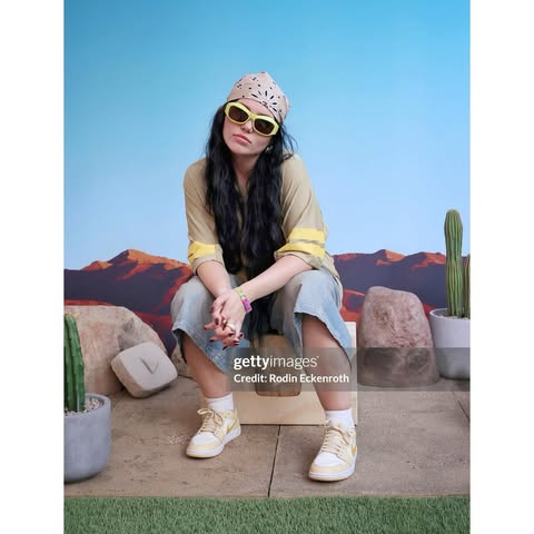 No photo description available.