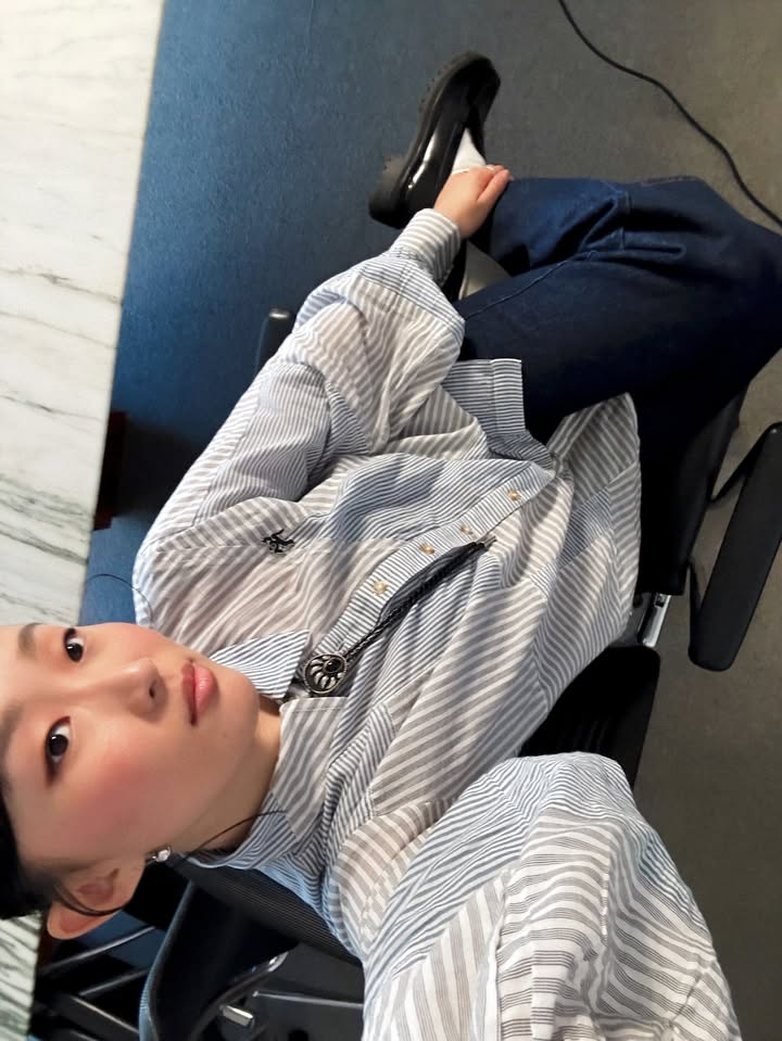 No photo description available.