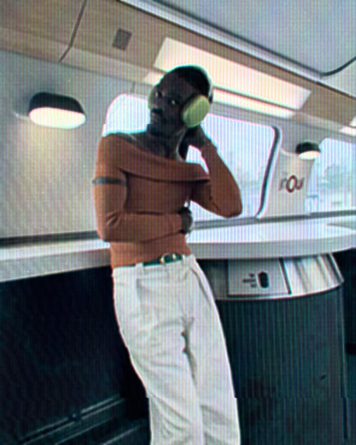 No photo description available.