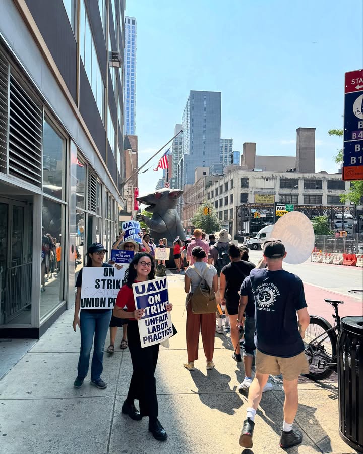 No photo description available.