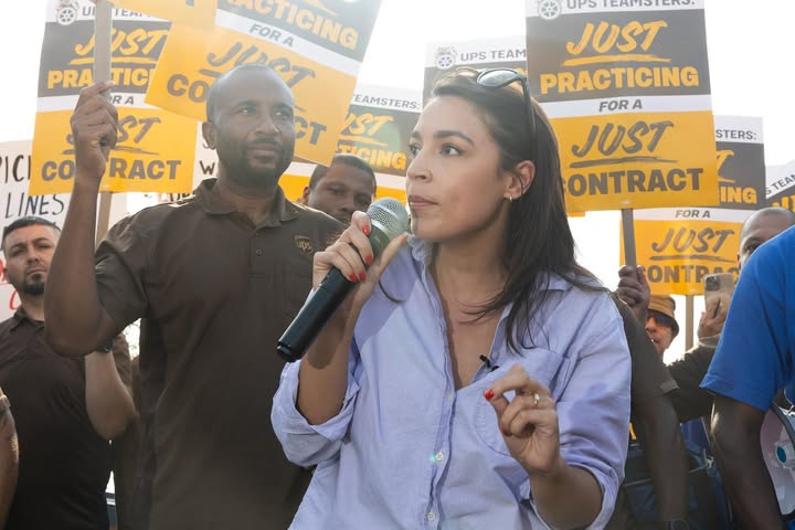 No photo description available.