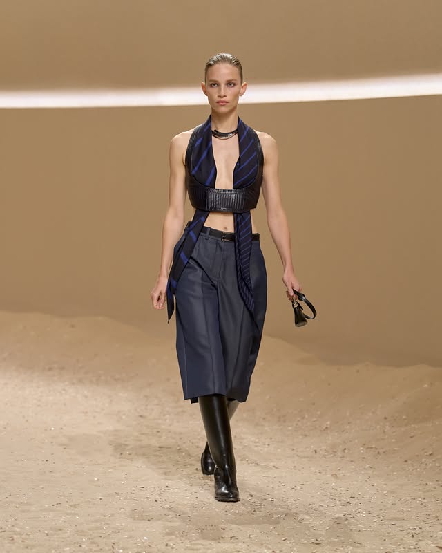 No photo description available.