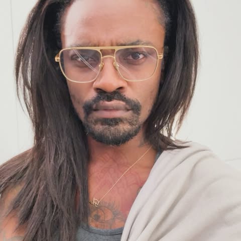 May be a selfie of one or more people and hair