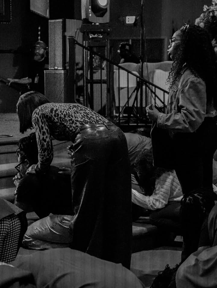 No photo description available.