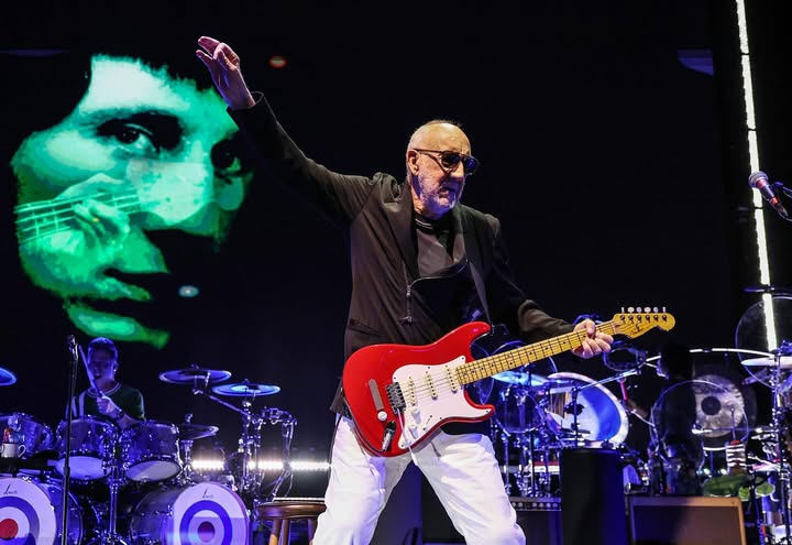 No photo description available.