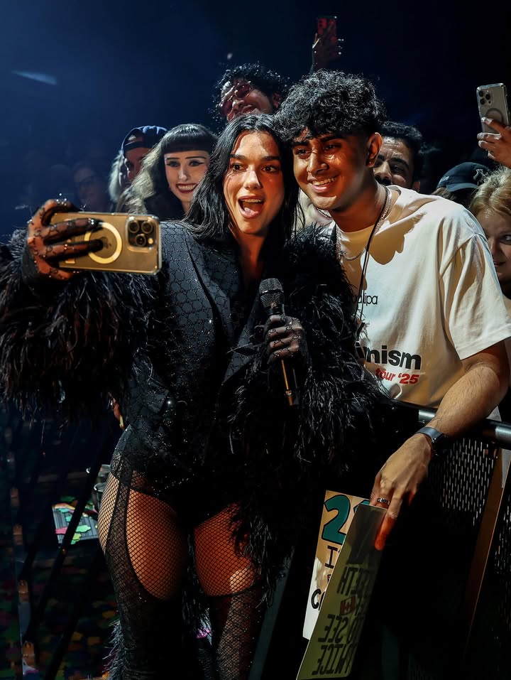 No photo description available.