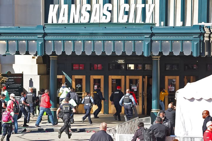 No photo description available.