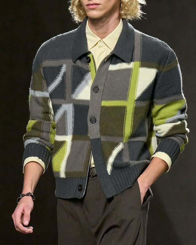 No photo description available.