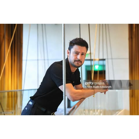 No photo description available.