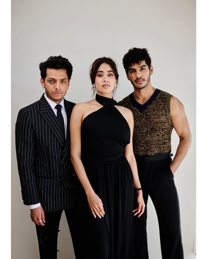 No photo description available.