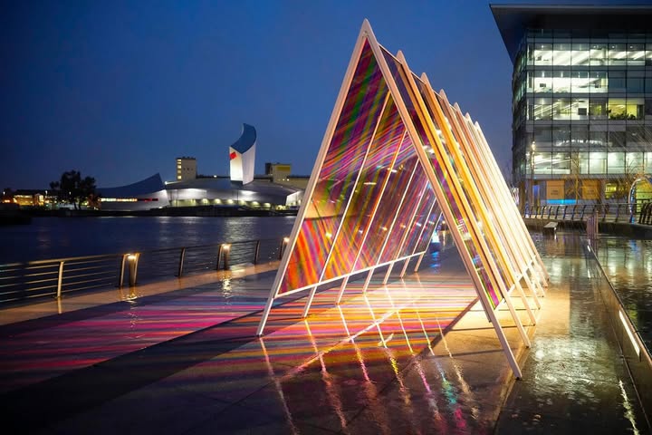 No photo description available.