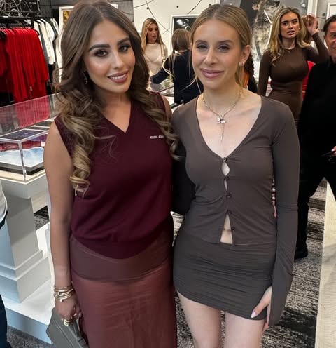 No photo description available.