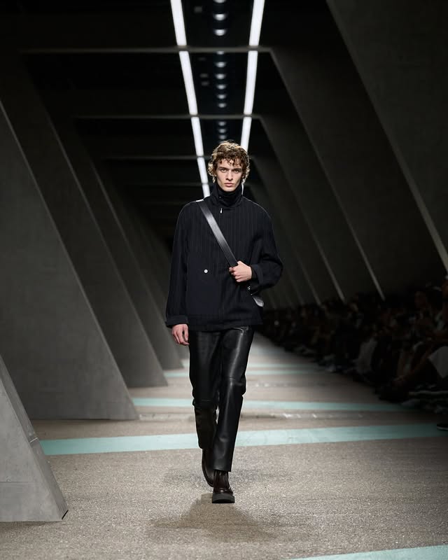 No photo description available.