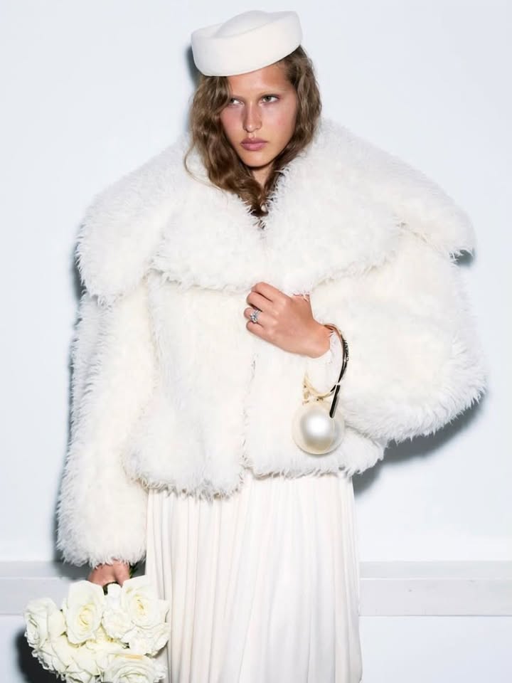 No photo description available.