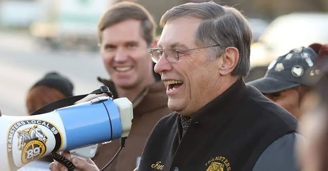 No photo description available.