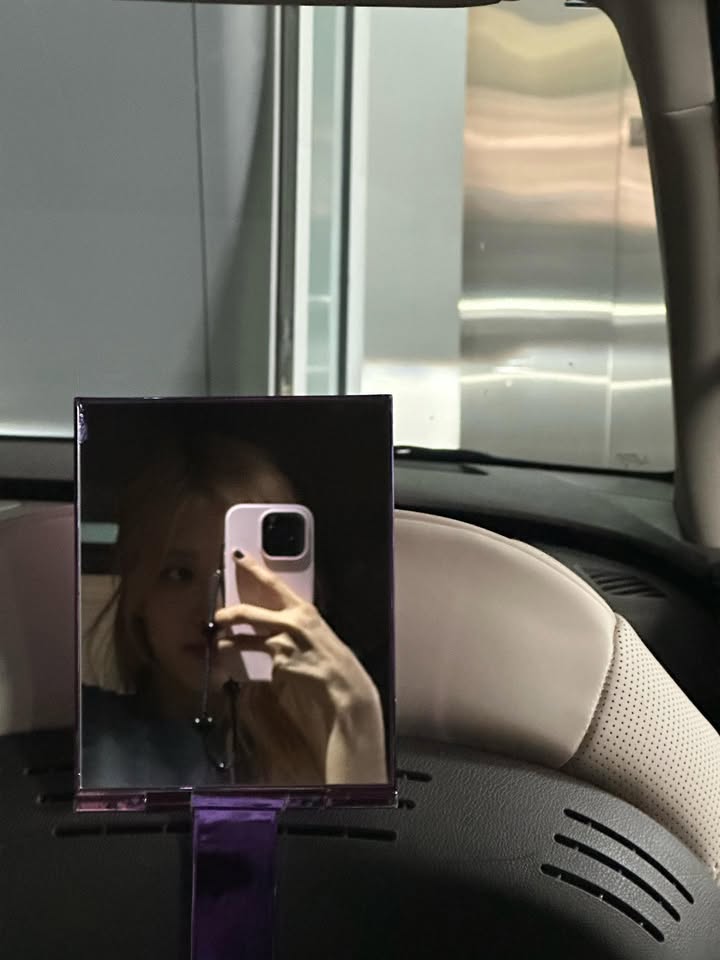 No photo description available.