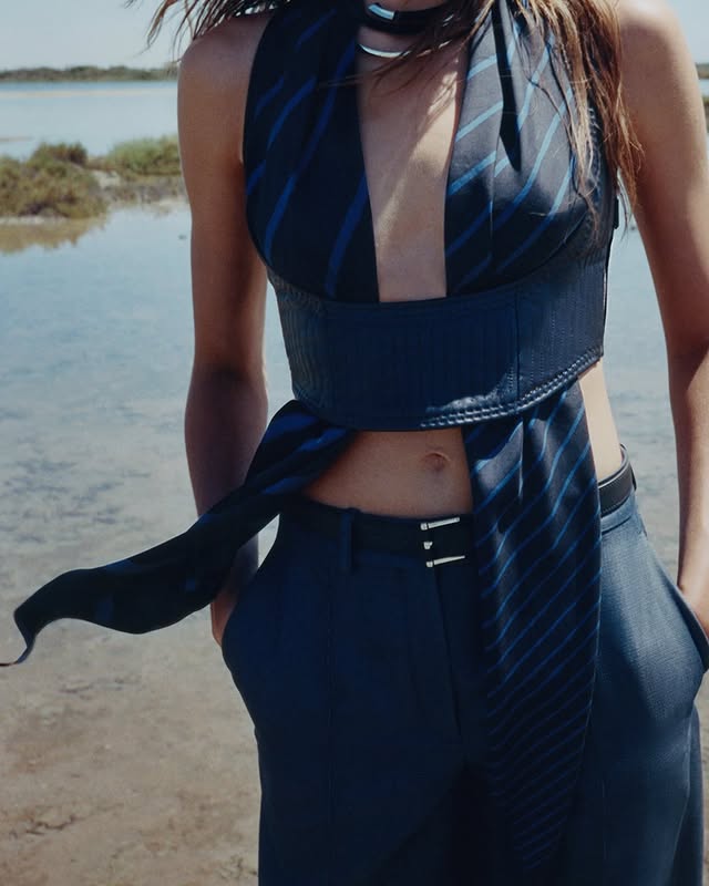 No photo description available.