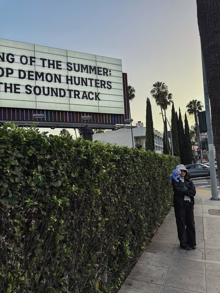 No photo description available.