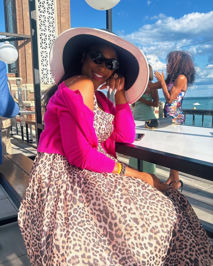 No photo description available.