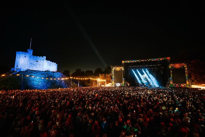 No photo description available.