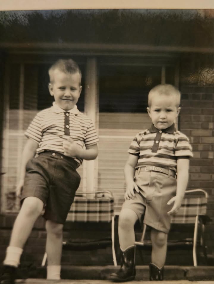 No photo description available.