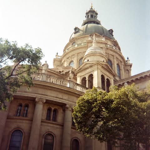 No photo description available.