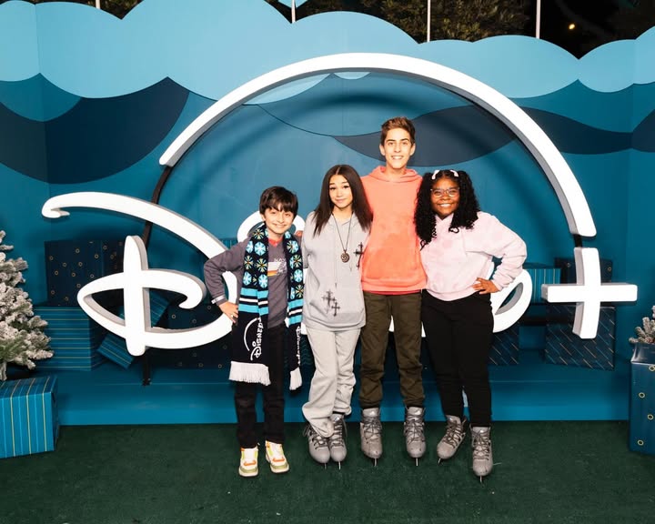 No photo description available.