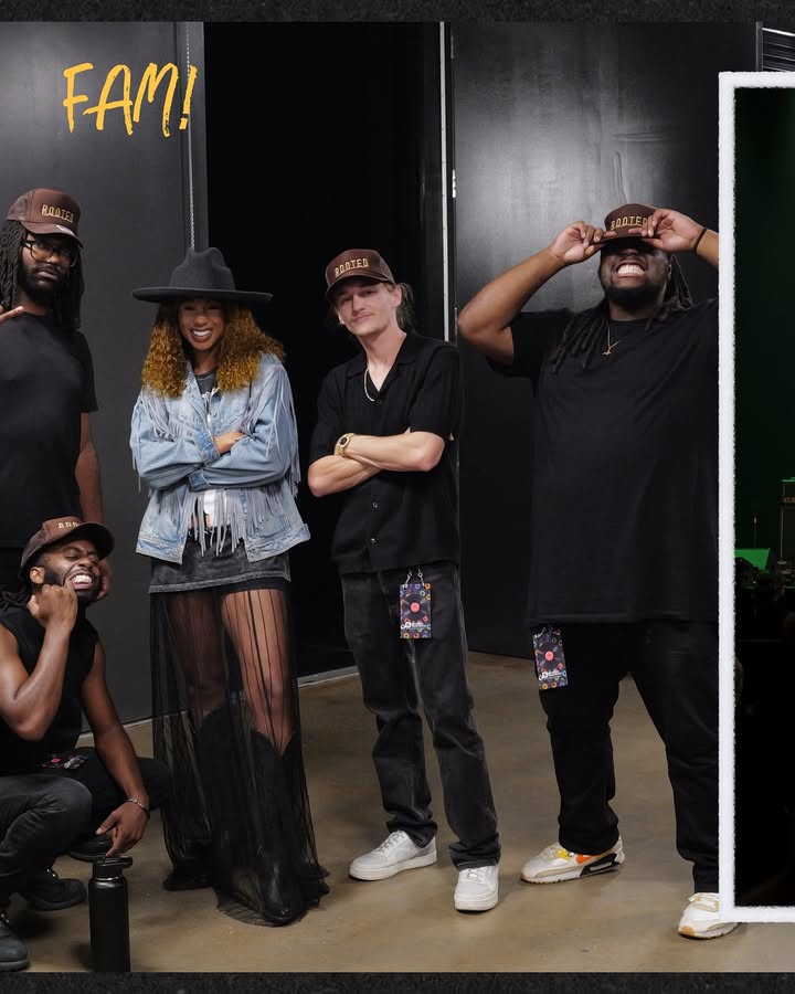 No photo description available.